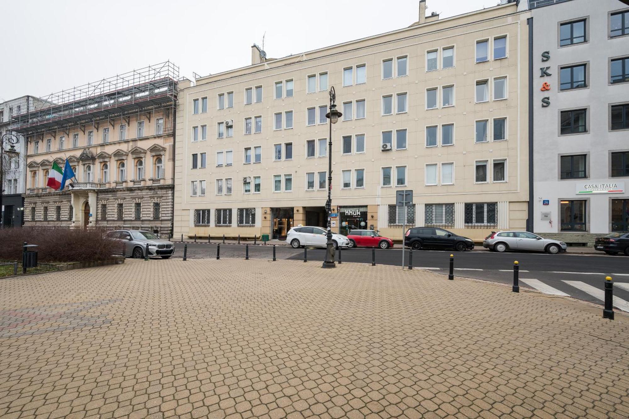 Plac Dabrowskiego Deluxe *